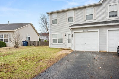 /international/us/2269-rebecca-circle-montgomery-il-110108497800/