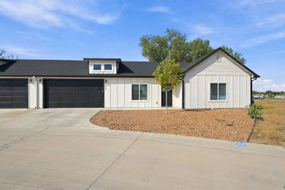 /international/us/474-e-harper-st-valley-center-ks-110110259830/