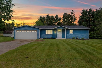 /international/us/1240-e-hastings-lake-road-jonesville-mi-110108198578/