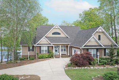 /international/us/425-terrapin-pointe-rd-hodges-sc-110107167668/