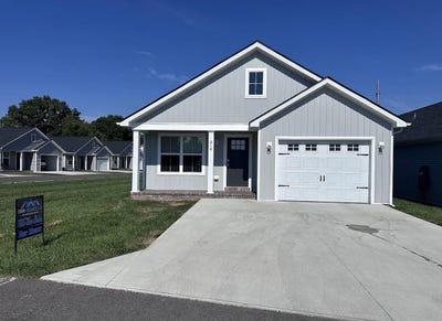 /international/us/101-breathitt-avenue-danville-ky-110108177739/