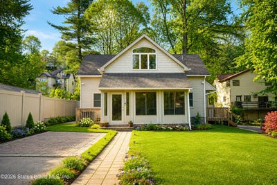 /international/us/393-saint-andrews-road-staten-island-ny-110107953164/