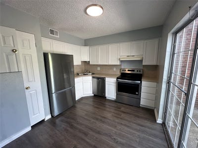 /international/us/900-s-tennessee-street-mckinney-tx-110105852320/