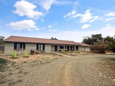 /international/us/25325-road-v-6-dolores-co-110098341171/