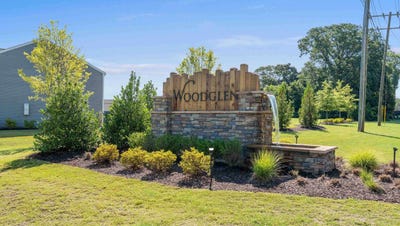 /international/us/404-strayhorn-street-piedmont-sc-110084689123/