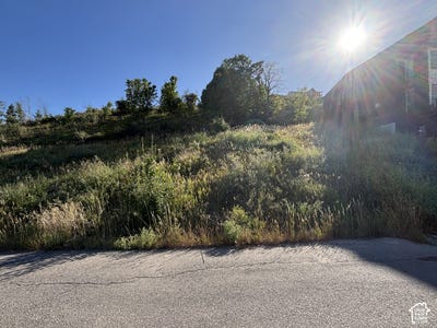 /international/us/657-n-lochwood-vw-garden-city-ut-110110380251/
