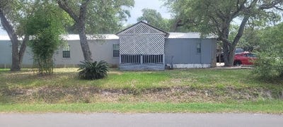/international/us/316-n-eleventh-rockport-tx-110099138475/