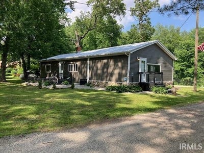 /international/us/1512-union-road-walkerton-in-110100069083/