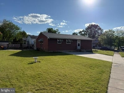 /international/us/8436-stow-road-pennsauken-nj-110108139712/