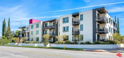/international/us/5110-whitsett-ave-valley-village-ca-110107782261/