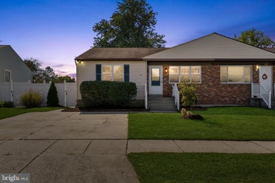 /international/us/875-turf-valley-drive-pasadena-md-110120607321/
