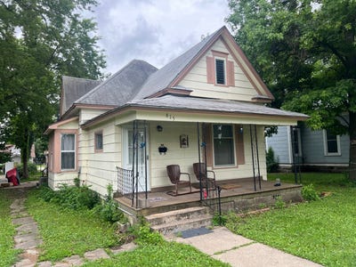 /international/us/615-east-st-iola-ks-110109031350/