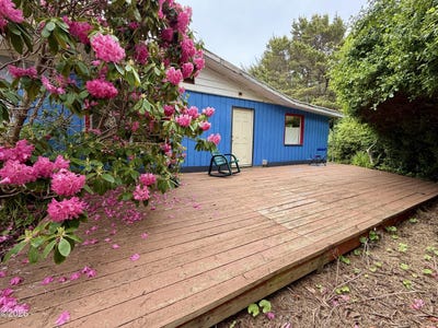 /international/us/1309-sw-sherwood-lane-waldport-or-110108500227/