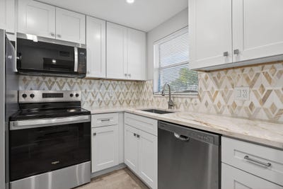 /international/us/6850-royal-palm-boulevard-margate-fl-110106380165/