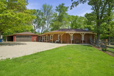 /international/us/4444-e-1553rd-road-earlville-il-110098027308/