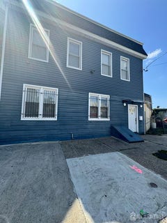 /international/us/705-s-15th-street-s-newark-nj-110100581020/