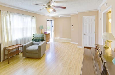 /international/us/415-parkdale-drive-charleston-sc-110107404403/