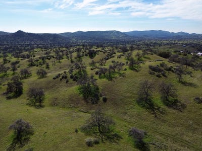 /international/us/16229-coyote-hills-lane-prather-ca-110097691722/