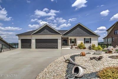 /international/us/205-waters-edge-way-lenoir-city-tn-110109026410/