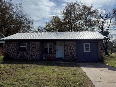 /international/us/404-f-street-stigler-ok-110103581328/