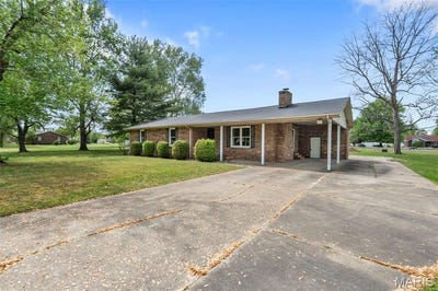 /international/us/209-aletha-drive-sikeston-mo-110106215785/