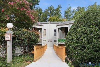 /international/us/10322-iron-mill-road-richmond-va-110109982469/