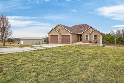 /international/us/2459-old-hillcrest-road-marshfield-mo-110108028189/