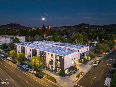 /international/us/11594-riverside-drive-valley-village-ca-110101030848/
