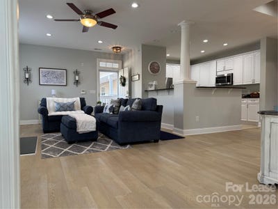 /international/us/9033-rosalyn-glen-road-cornelius-nc-110107466988/
