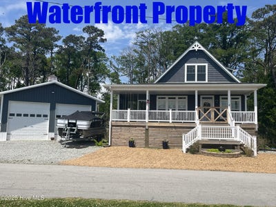 /international/us/215-river-road-arapahoe-nc-110099041587/