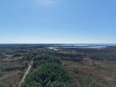 /international/us/parkers-landing-lot-42-parksley-va-110120463585/