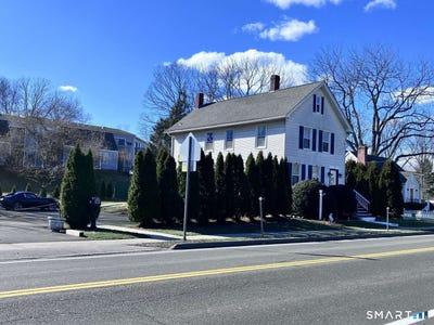 /international/us/294-church-street-guilford-ct-110106377695/