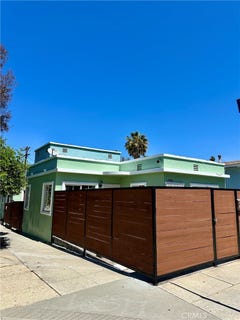 /international/us/4206-lowell-los-angeles-ca-110105905656/
