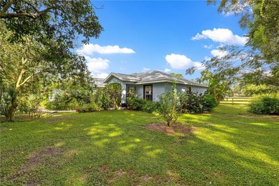 /international/us/8221-se-126th-place-belleview-fl-110102168832/