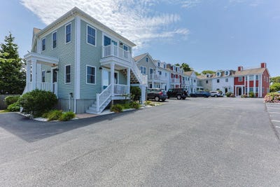/international/us/161-9-route-28-harwich-ma-110119491180/