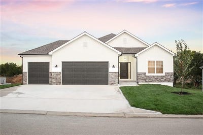 /international/us/22912-s-ridgeview-drive-peculiar-mo-110108539818/