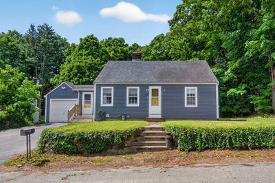 /international/us/1-abbott-circle-groveland-ma-110108470641/