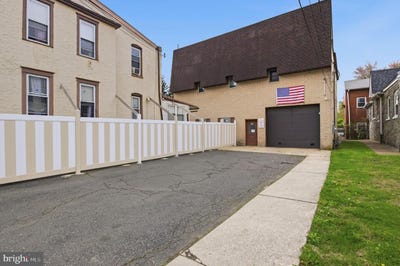 /international/us/238-clifton-ave-collingdale-pa-110107799864/