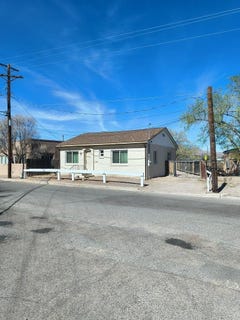 /international/us/335-mt-carmel-avenue-socorro-nm-110106535707/