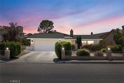 /international/us/27448-outrigger-lane-helendale-ca-110119524060/