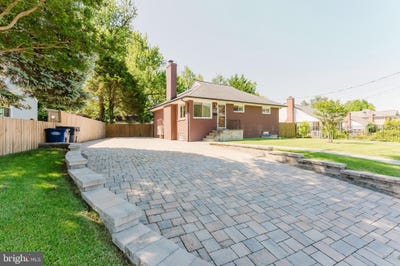 /international/us/3269-annandale-road-falls-church-va-110108873352/