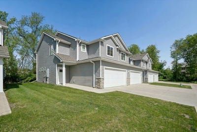 /international/us/260-amberwood-drive-pleasant-hill-ia-110107867800/
