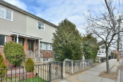 /international/us/176-17-127-avenue-jamaica-ny-110097351626/