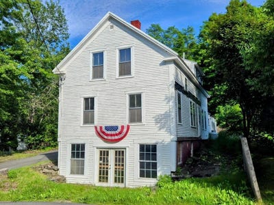 /international/us/12-depot-street-kingfield-me-110108224253/