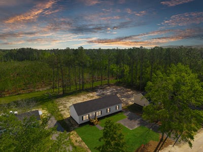 /international/us/117-dotson-street-harleyville-sc-110098529470/