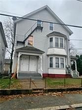 /international/us/15-angle-street-pawtucket-ri-110104557423/
