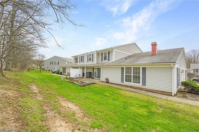 /international/us/10364-independence-drive-north-royalton-oh-110106917987/