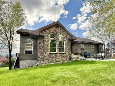 /international/us/13351-crystal-springs-road-klamath-falls-or-110107152974/