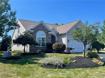 /international/us/833-surrey-hill-henrietta-ny-110101120187/