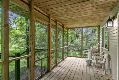 /international/us/n13444-12th-avenue-necedah-wi-110100750940/?lang=en